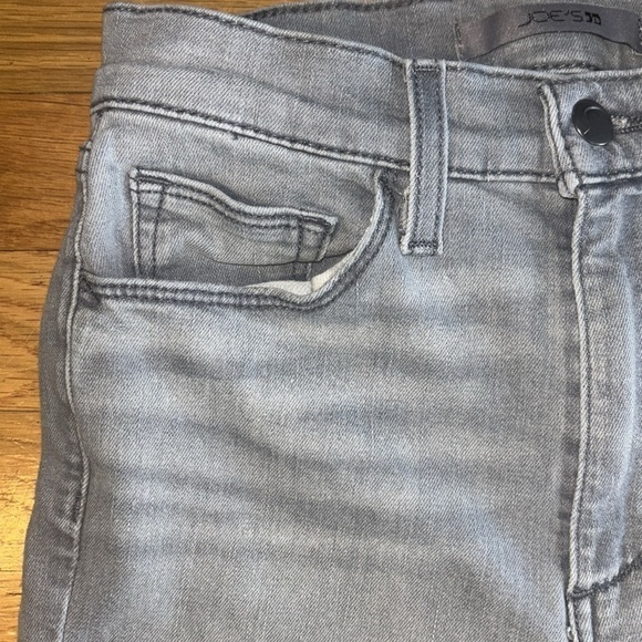 Joe's Jeans High Rise Meirabella Greywash Size 26 - Picture 4 of 12